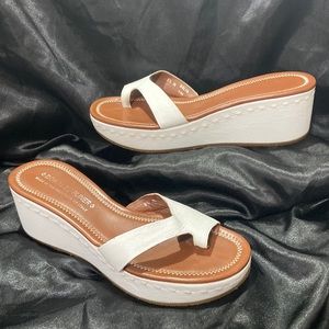 Donald J Pliner wedge sandals